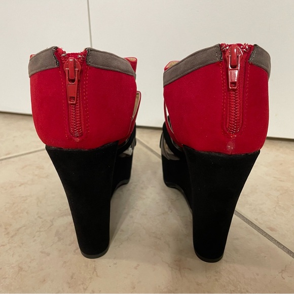 Liliana Scarlett/Black Platform Heels 10 New Never Worn, Classy Party Shoes! - Picture 3 of 8